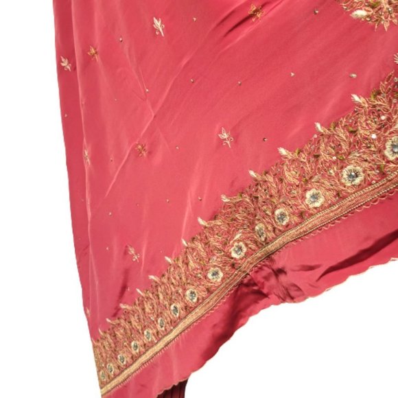 Red and Gold Ready To Wear Saree Adjustable Elastic Waist-  NEW! - Picture 8 of 13